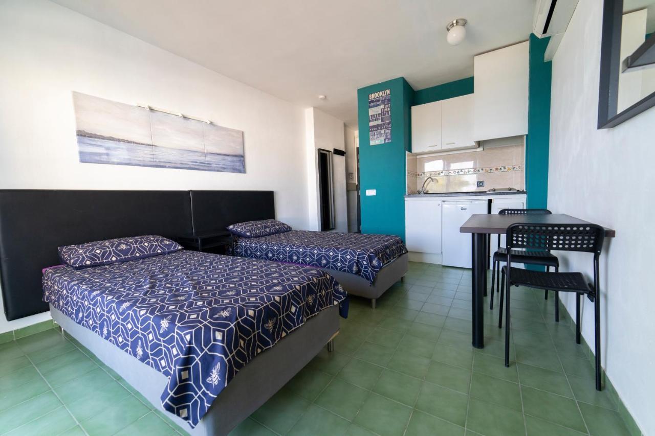Coconut Apartments - Adults Only Magaluf  Eksteriør bilde