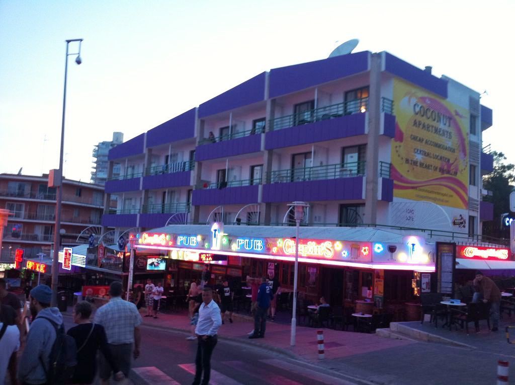 Coconut Apartments - Adults Only Magaluf  Eksteriør bilde